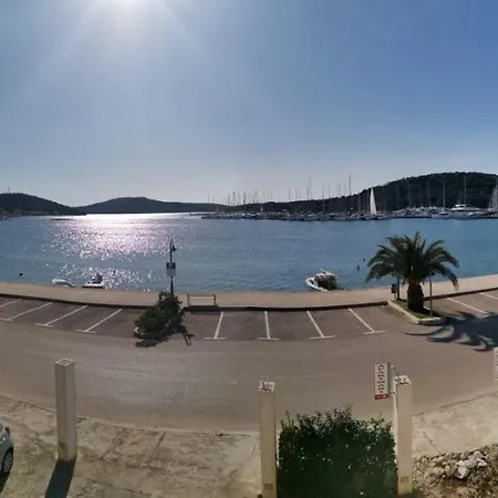 By The Sea - 12995 Apartman *