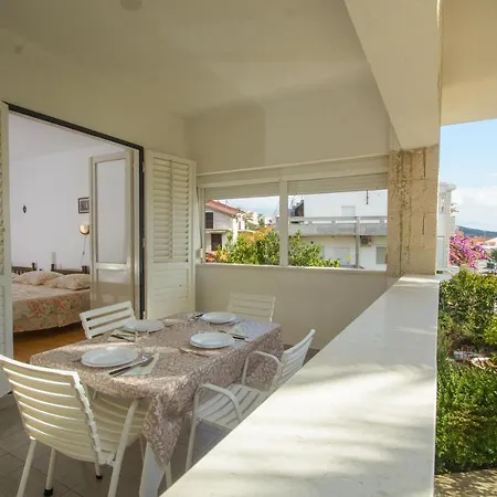 By The Sea - 12995 Apartman *